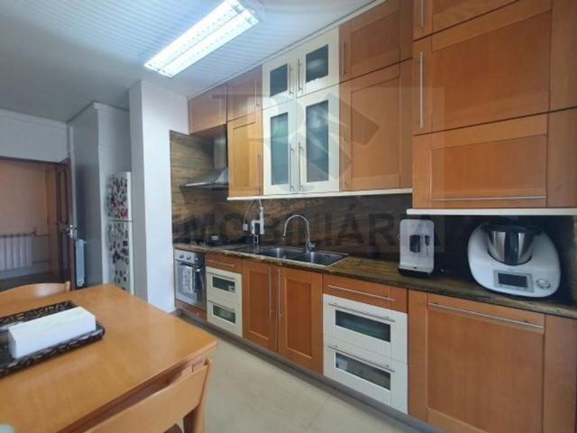à venda Apartamento de alto padrão, Loures, Portugal