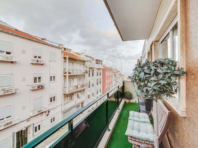 à venda Apartamento de alto padrão, Penha de França, Portugal