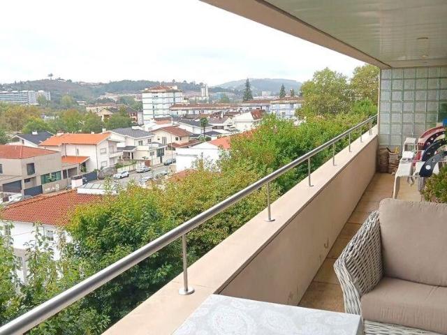 à venda Apartamento de alto padrão de 138 m2, Guimarães, Portugal