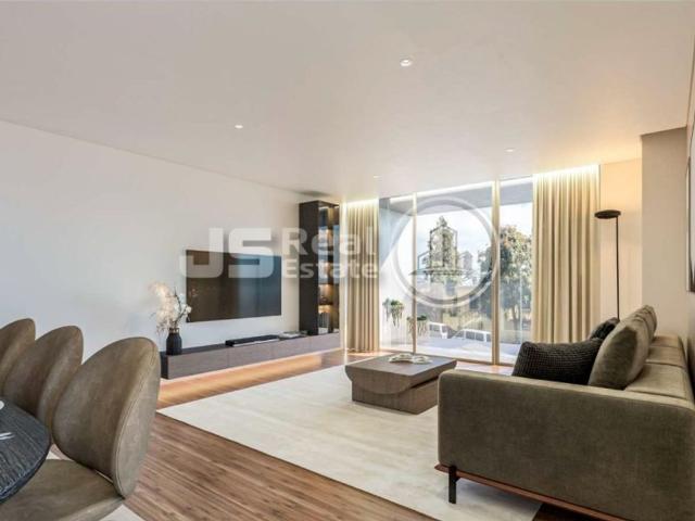 à venda Apartamento de alto padrão de 108 m2, Centro, Funchal, Madeira