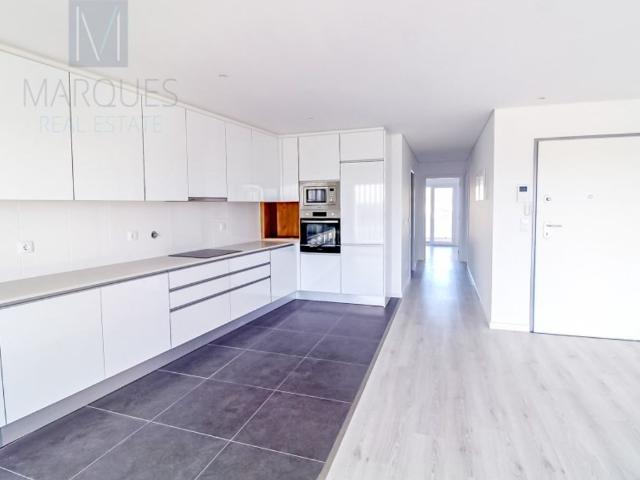 à venda Apartamento de luxo de 108 m2, Santa Marta do Pinhal, Seixal, Setúbal