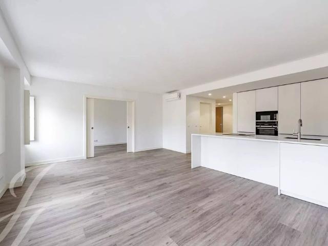 à venda Luxuoso apartamento de 115 m2, Lisboa