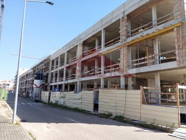à venda Luxuoso apartamento, Santa Marta do Pinhal, Seixal, Setúbal