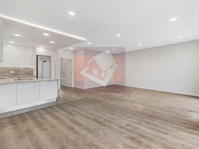 à venda Apartamento de luxo de 118 m2, Canecas, Odivelas, Lisboa