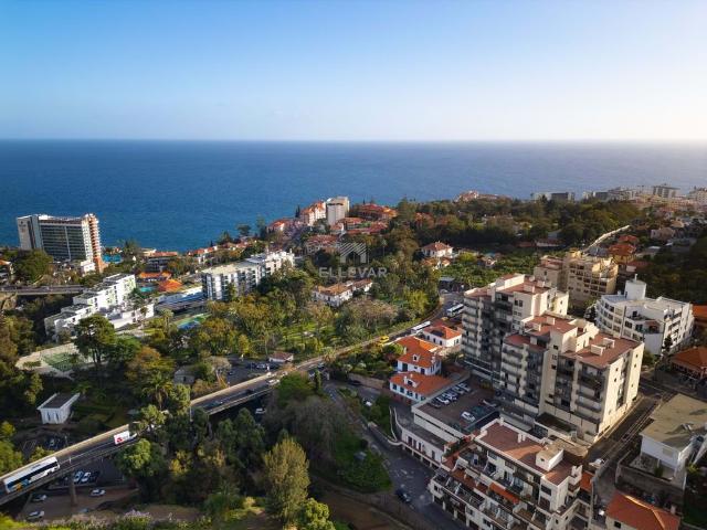 à venda Apartamento de alto padrão, São Martinho, Madeira