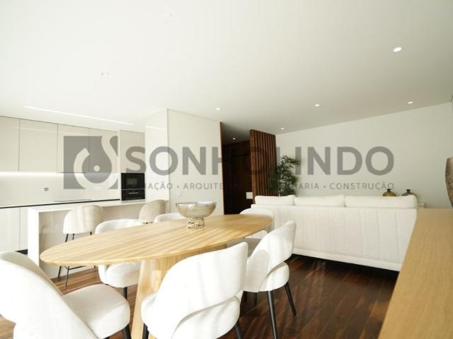 à venda Apartamento de luxo de 143 m2, Centro Maia, Maia, Porto