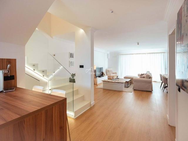 à venda Apartamento de luxo de 156 m2, Cascais e Estoril, Cascais, Lisboa
