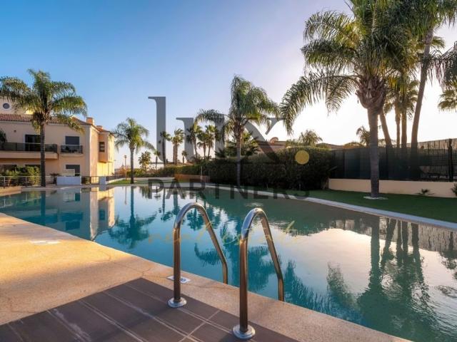 à venda Apartamento de luxo de 153 m2, Faro, Portugal