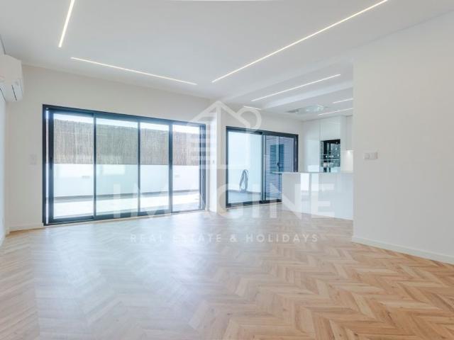 à venda Luxuoso apartamento de 225 m2, Palhava, Setúbal