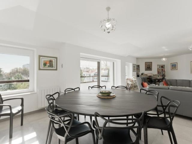 à venda Apartamento de luxo de 220 m2, Cascais e Estoril, Cascais, Lisboa