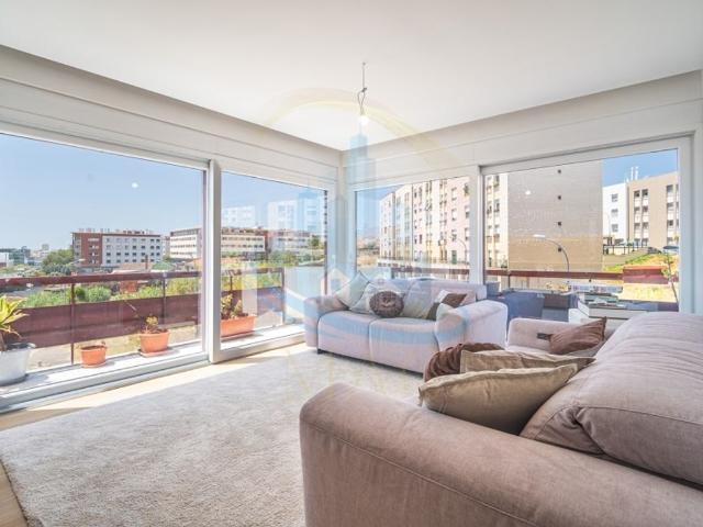 à venda Apartamento de luxo de 223 m2, Pertosil Carnaxide, Oeiras, Lisboa