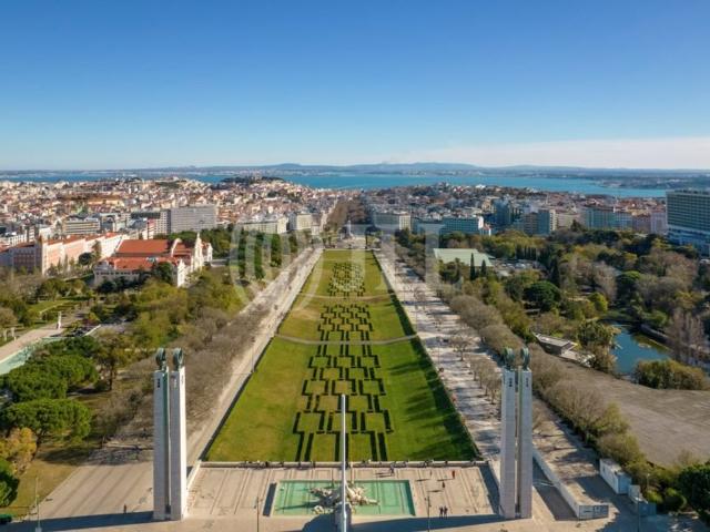 à venda Apartamento de luxo de 257 m2, Rua Castilho Sao Sebastiao da Pedreira, Lisboa
