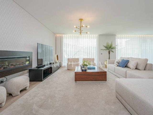 à venda Apartamento de luxo de 250 m2, Funchal, Portugal