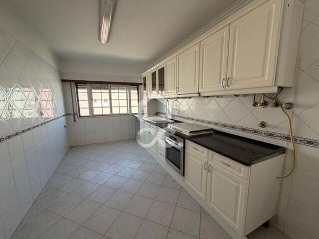 à venda Apartamento de luxo de 95 m2, Sacavém e Prior Velho, Portugal