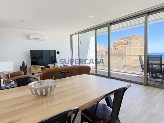 À VENDA Apartamento T2 Moderno com vista mar em Praia da Luz
