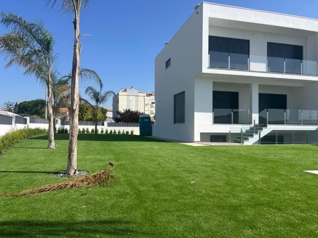 à venda Casa, Charneca de Caparica, Setúbal