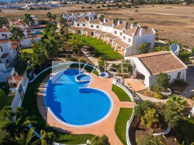 à venda Casa geminada, Albufeira e Olhos de Água, Portugal