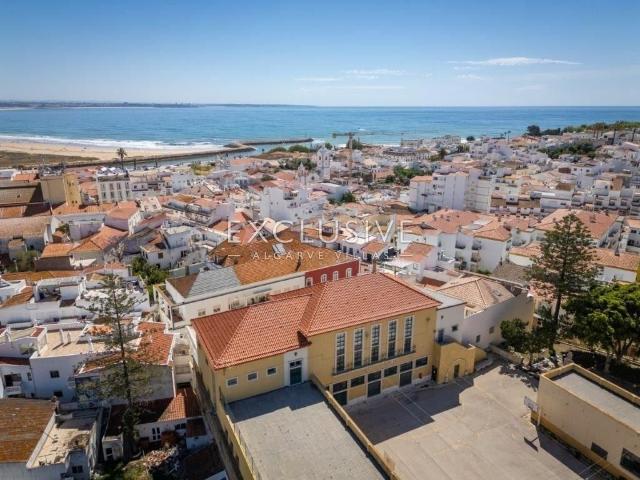 à venda Casa geminada de alto padrão de 111 m2, Lagos, Portugal