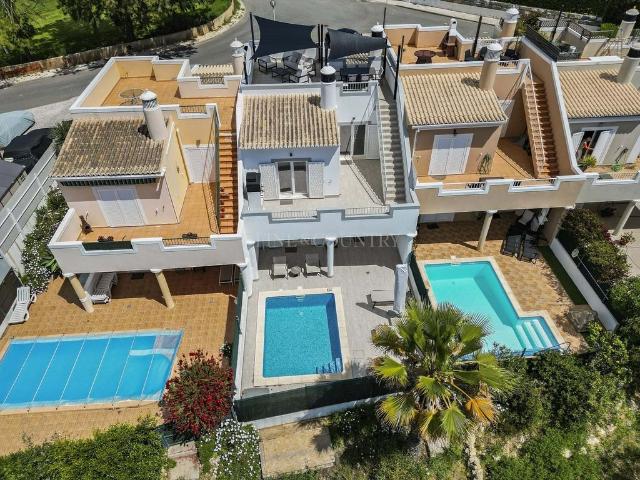 à venda Casa geminada de alto padrão, Lagoa e Carvoeiro, Lagoa, Faro