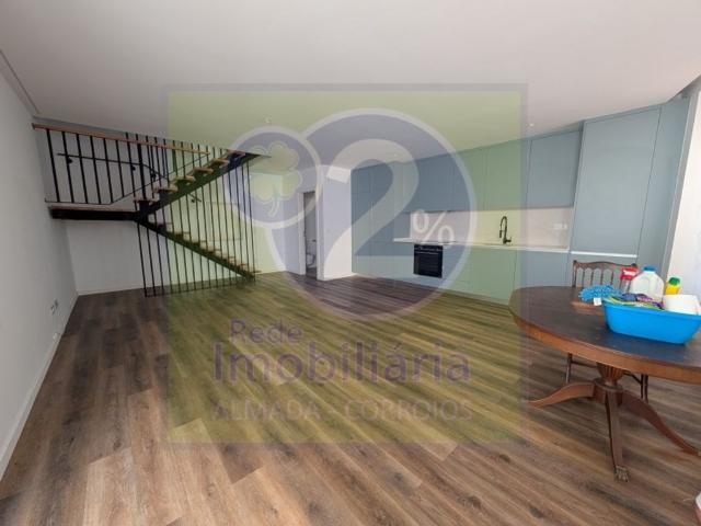 à venda Casa de 117 m2, Almada, Setúbal