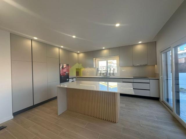 à venda Casa de 148 m2, Seixal, Portugal