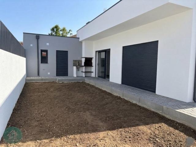 à venda Casa Exclusiva de 150 m2, Pinhal do General, Seixal, Setúbal
