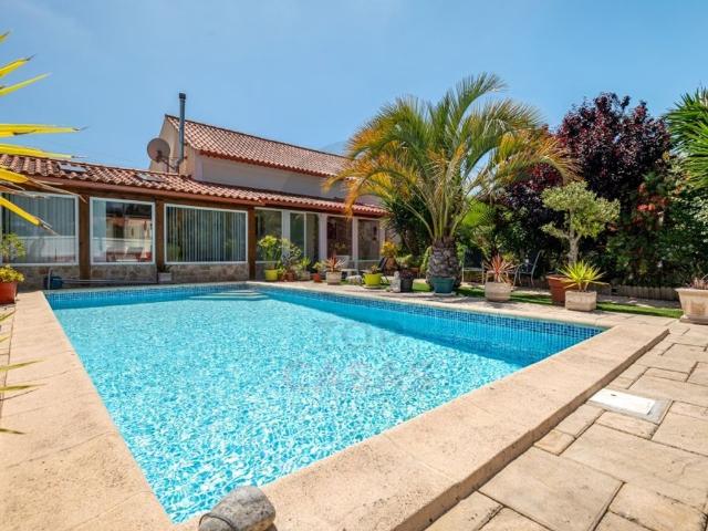 à venda Casa de 200 m2, Caldas da Rainha, Portugal