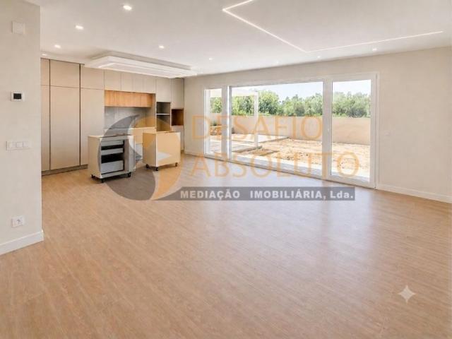 à venda Casa de 253 m2, Brejos de Azeitao, Setúbal