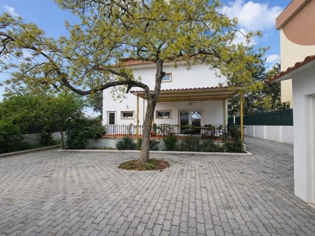 à venda Casa de 253 m2, Lazarim, Almada, Setúbal