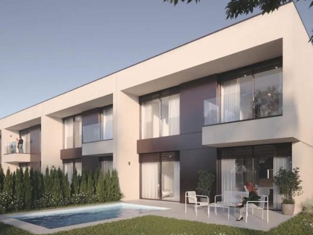 à venda Casa de 270 m2, Maia, Porto