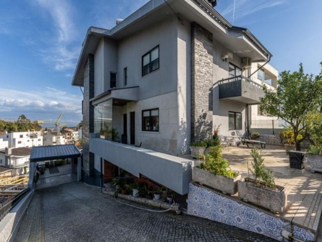 à venda Casa de 360 m2, Gondomar, Porto