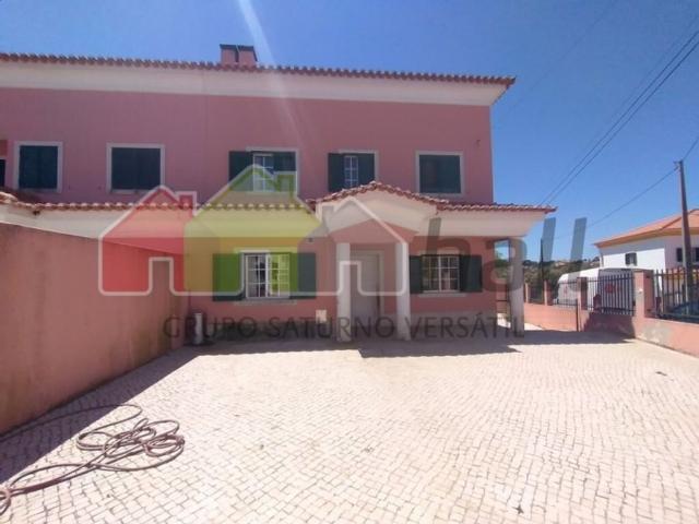 à venda Casa de 400 m2, Albarraque Rio de Mouro, Sintra, Lisboa