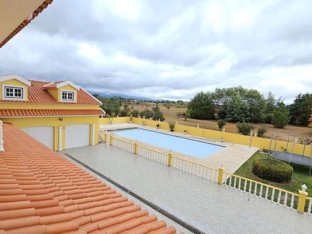 à venda Casa de campo de alto padrão, Azambuja, Lisboa