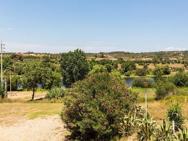 à venda Casa de campo de alto padrão de 1300 m2 Abrantes, Santarém