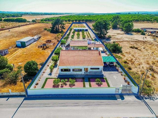 à venda Casa de campo de alto padrão de 202 m2, Montijo, Portugal
