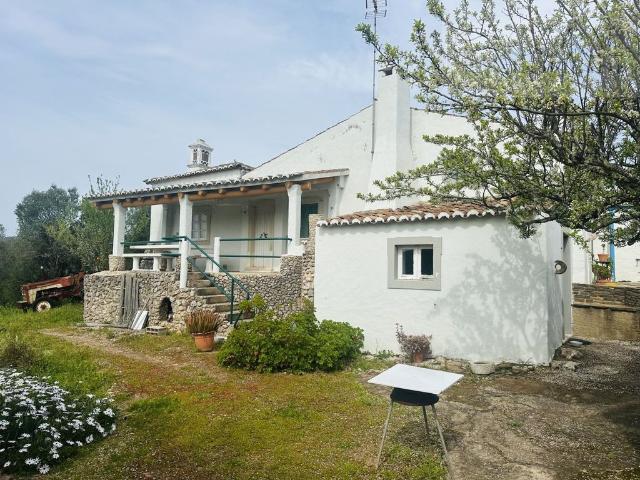 à venda Casa de campo de alto padrão de 370 m2, Loulé, Faro