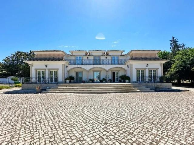 à venda Casa de campo de alto padrão de 404 m2 Setúbal