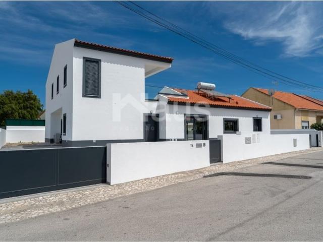 à venda Casa de alto padrão, Alto Estanqueiro, Montijo, Setúbal