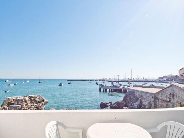 à venda Casa de alto padrão de 131 m2, Cascais, Portugal