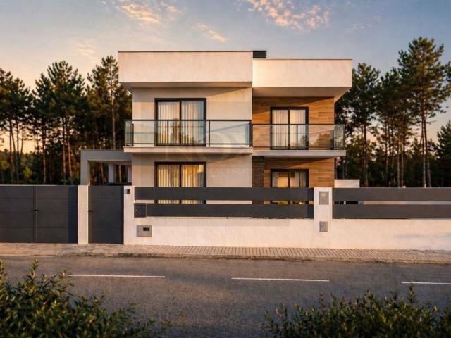 à venda Casa de alto padrão de 147 m2, Seixal, Portugal