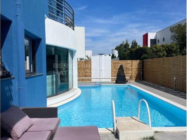 à venda Casa de alto padrão de 198 m2, Palmela, Setúbal