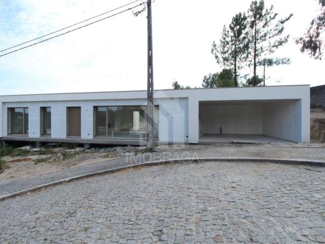 à venda Casa de alto padrão de 205 m2, Póvoa de Lanhoso, Portugal