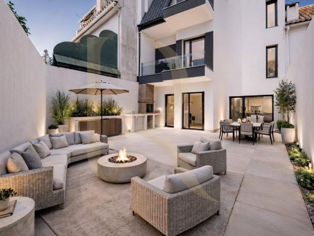à venda Casa de alto padrão de 250 m2, Seixal, Setúbal