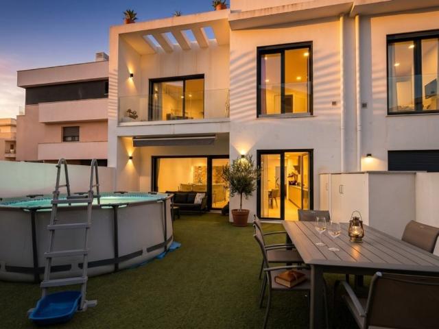 à venda Casa de alto padrão de 289 m2, Portimão, Faro
