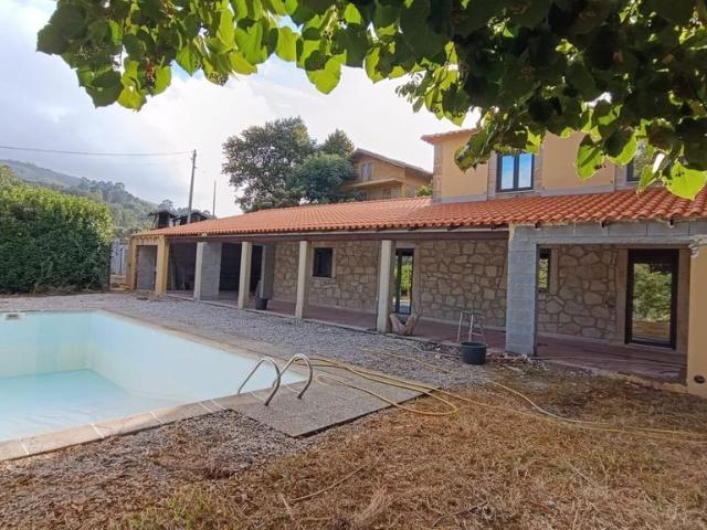 à venda Casa de alto padrão de 300 m2, Ponte de Lima, Viana do Castelo