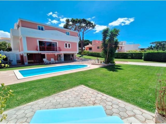 à venda Casa de alto padrão de 300 m2, Vilamoura, Loulé, Faro