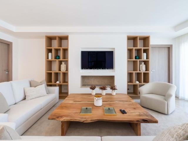 à venda Casa de alto padrão de 438 m2, Montenegro, Faro
