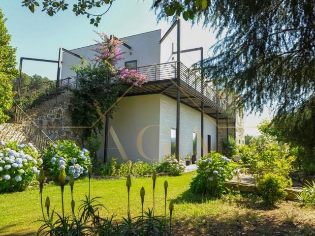 à venda Casa de alto padrão de 645 m2, Celorico de Basto, Portugal