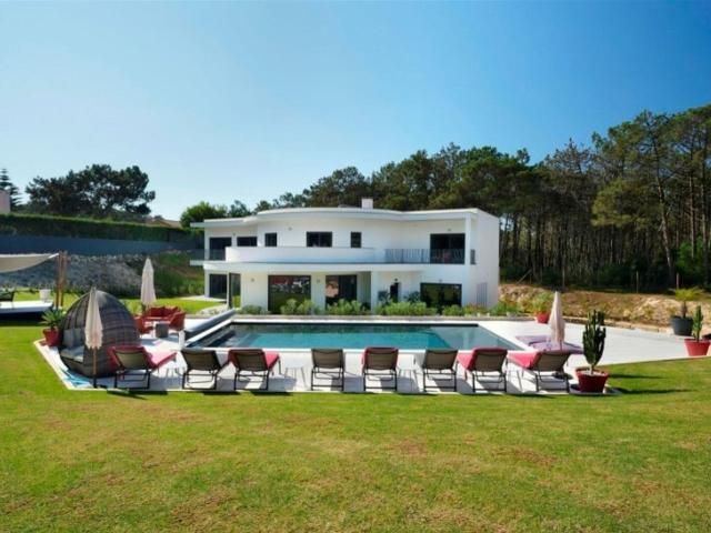 à venda Casa de alto padrão de 785 m2, Óbidos, Leiria