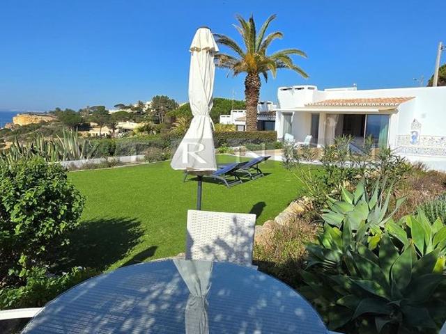 à venda Casa de alto padrão de 85 m2, Lagoa e Carvoeiro, Lagoa, Faro